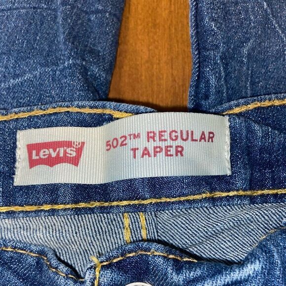 Levis 502 jeans  - Picture 2 of 5